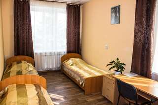 Мини-отель на Набережной Казань Трехместный номер эконом-класса с общей ванной комнатой-2